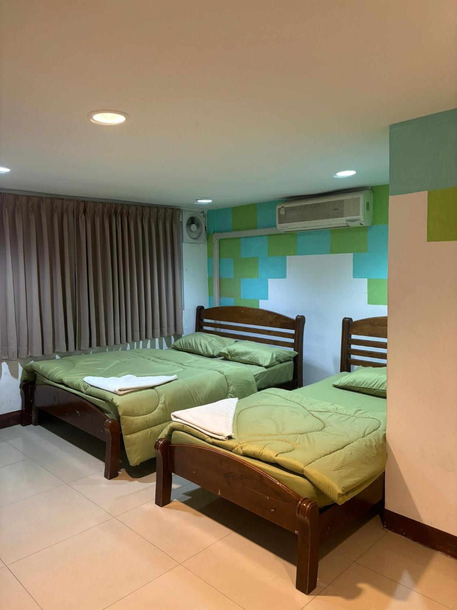 Alsana Hotel Bangkok Esterno foto